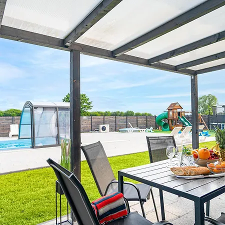 Semesterbostad Osada