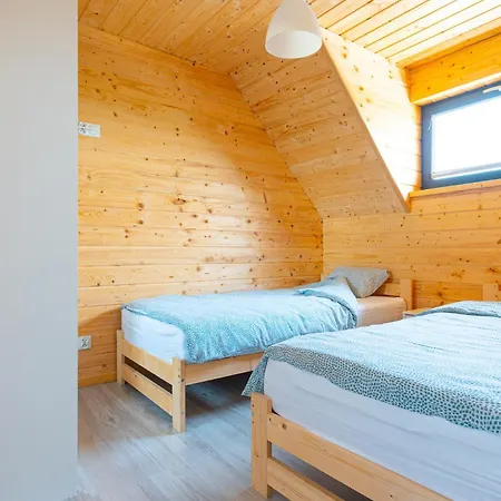 Semesterbostad Osada *